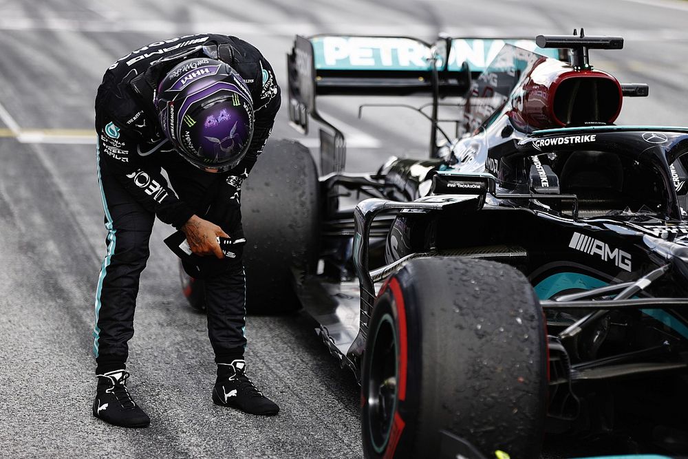 Mercedes onderzoekt radicale set-up W12