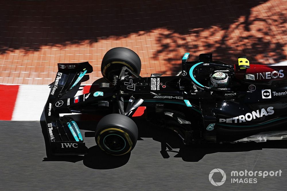 Bottas: "Ferrari çok hızlı görünüyor"