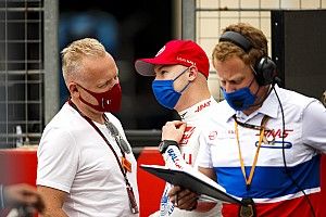 Глава Haas: Посмотрим, примем ли мы предложение Мазепина