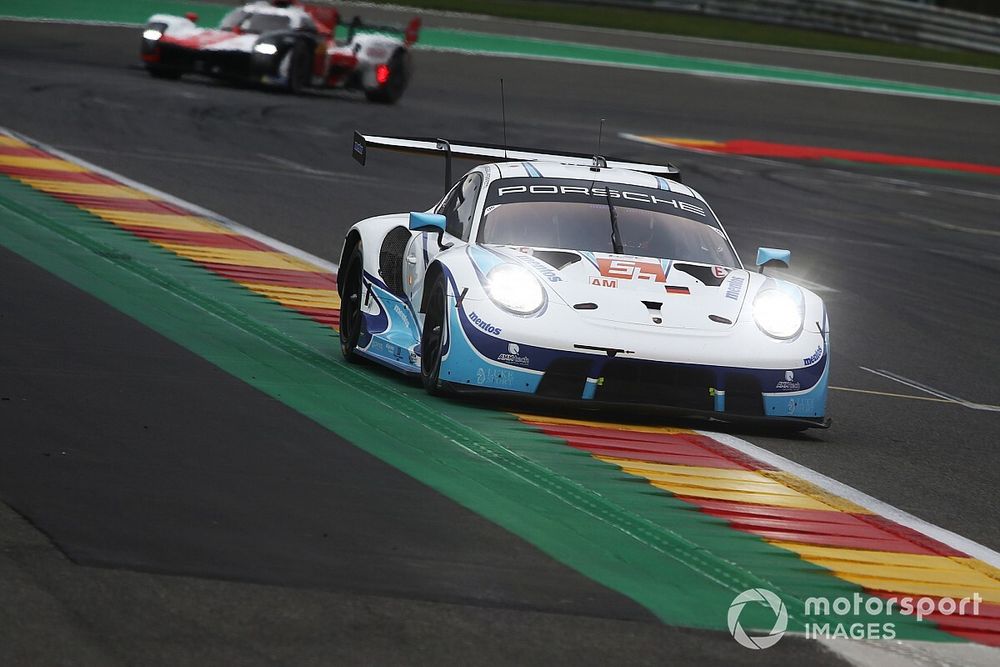 #56 Team Project 1 Porsche 911 RSR - 19: Egidio Perfetti, Matteo Cairoli, Riccardo Pera 