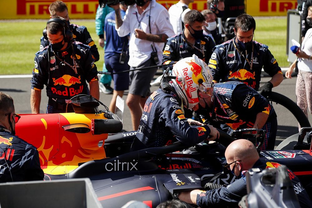 Verstappen: Izgalmas csatára számítok holnap!