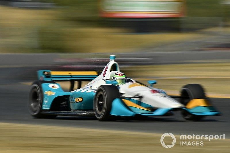 Новичок IndyCar обвинил команду в обмане: ему обещали полный сезон, а потом предложили три гонки