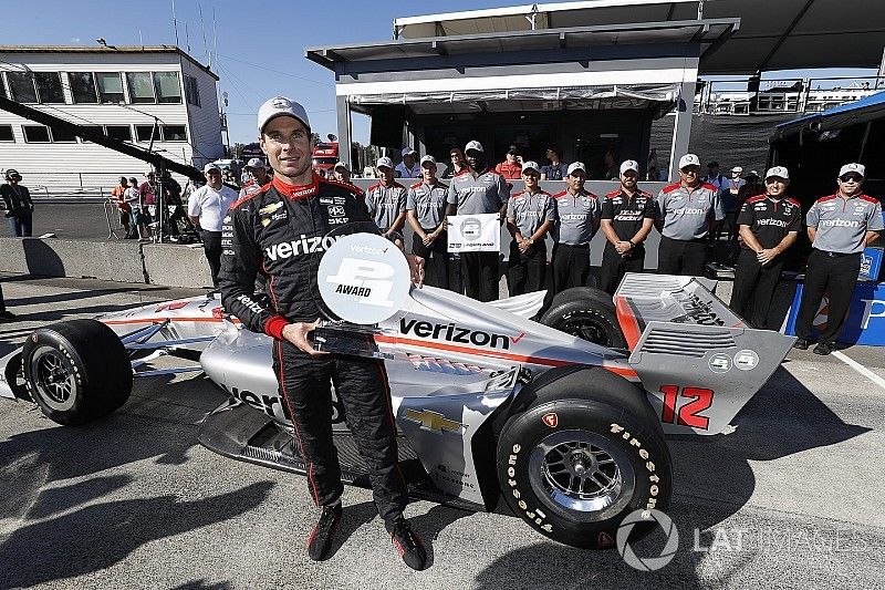 Verizon P1 Pole Award winner Will Power, Team Penske Chevrolet 