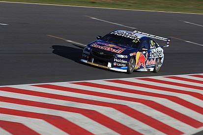Tailem Bend Supercars: Van Gisbergen dominates second practice