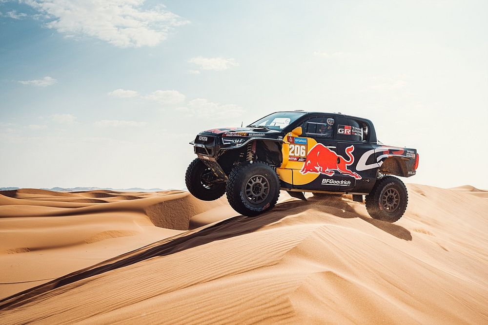 #206 Toyota Gazoo Racing Toyota GR DKR Hilux: Lucas Moraes, Armand Monleon