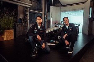 De Vries Temani Vandoorne Jadi Pembalap Cadangan Mercedes