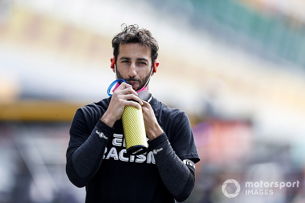 «Монстр в хорошем смысле». История двухлетней охоты McLaren на Риккардо
