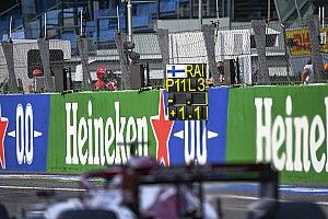 Raikkonen: "Yumuşak lastikle kendimizi zor bir pozisyonda bulduk"