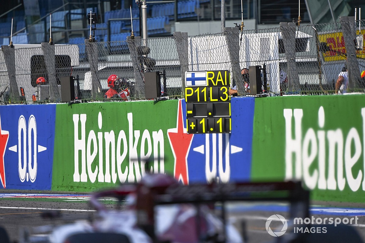 Raikkonen: "Yumuşak lastikle kendimizi zor bir pozisyonda bulduk"