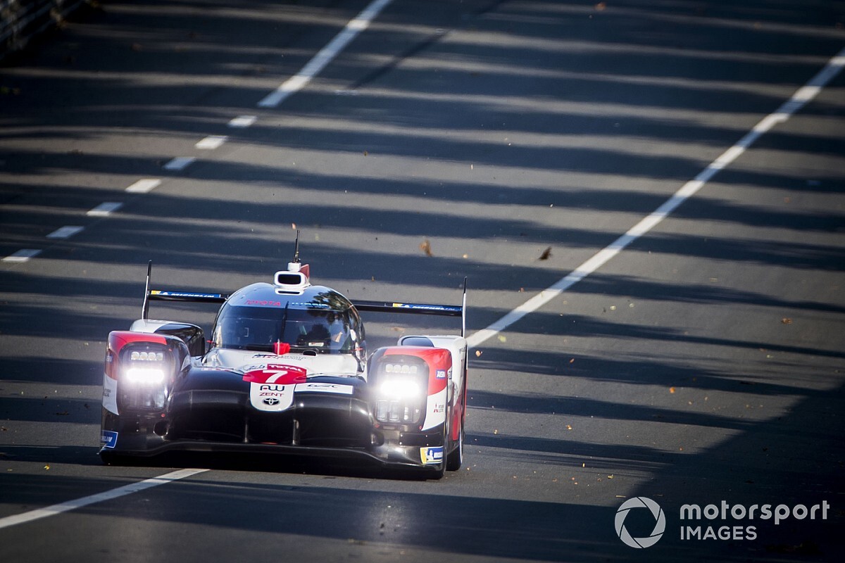 Toyota nipt voor Rebellion op pole in 24 uur van Le Mans