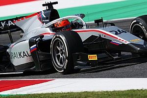Mazepin vainqueur opportuniste, Schumacher leader
