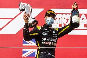 Diretor da Renault coloca Ricciardo e mais três nomes em "outro patamar" na F1