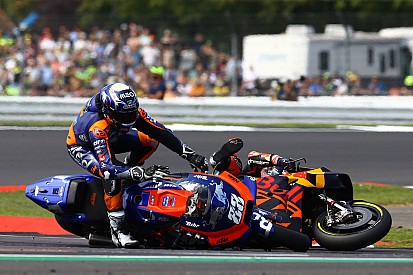 GALERÍA: Secuencia del choque entre Zarco y Oliveira