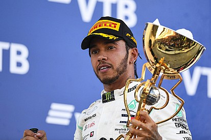 Berger: “Hamilton doğru anda Ferrari’ye geçmeli”