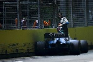 Russell na aanrijding Grosjean: "Jammer dat hij niet uitviel"