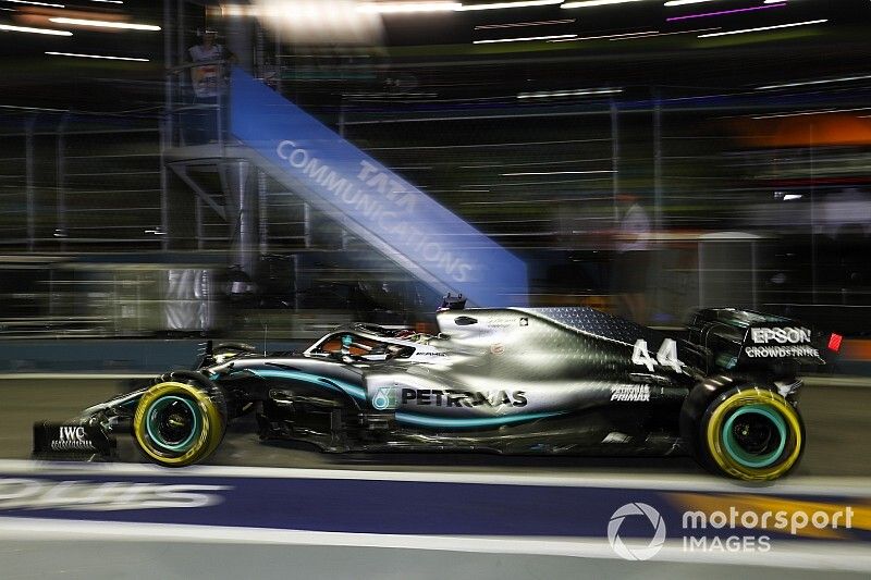 Lewis Hamilton, Mercedes AMG F1 W10 