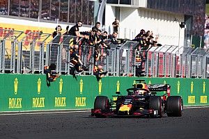 Verstappen: Titelstrijd bijna onmogelijk, vice-kampioen telt niet