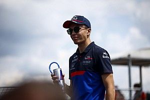 ¡Red Bull cambia de pilotos a mitad de temporada!