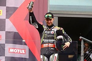 WSBK Magny-Cours: Rea verslaat Van der Mark en wordt kampioen