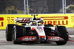 Schumacher: "Q2'nin sonunda kuru zemin lastiklerine geçmeyi düşündük"