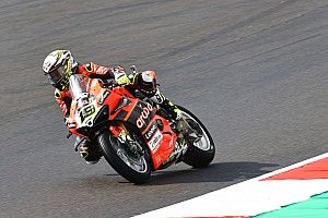WorldSBK | Magny-Cours: Bautista gana y Rea y Toprak se caen