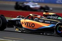 Ricciardo ne trouve pas la clé d'une McLaren qui "cloche"