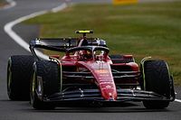 F1: Após chuva da manhã, Sainz lidera TL2 de pista seca em Silverstone com Hamilton em segundo