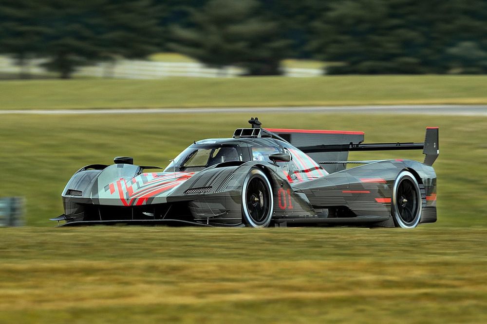 La Cadillac LMDh poursuit son déverminage