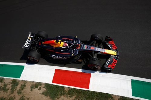 F1: Verstappen surge no fim e lidera primeiro treino em Monza
