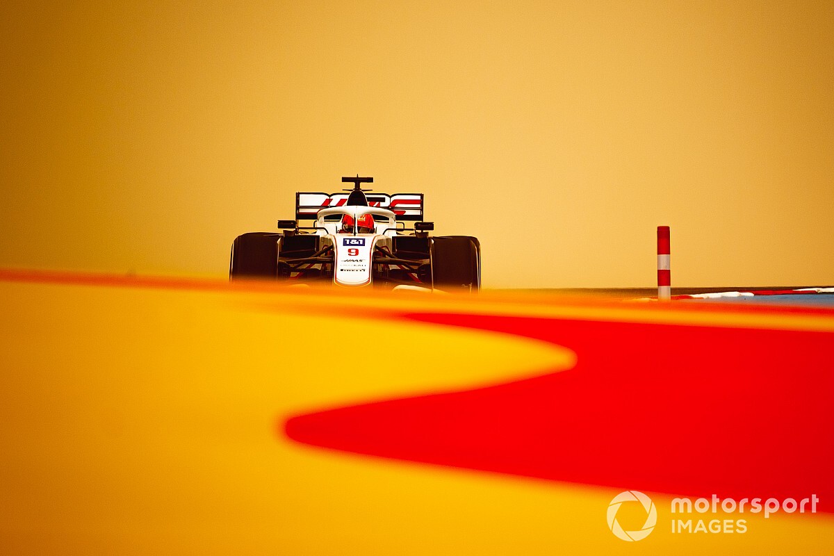 Steiner: "Guadagnare uno o due punti sarebbe un successo"