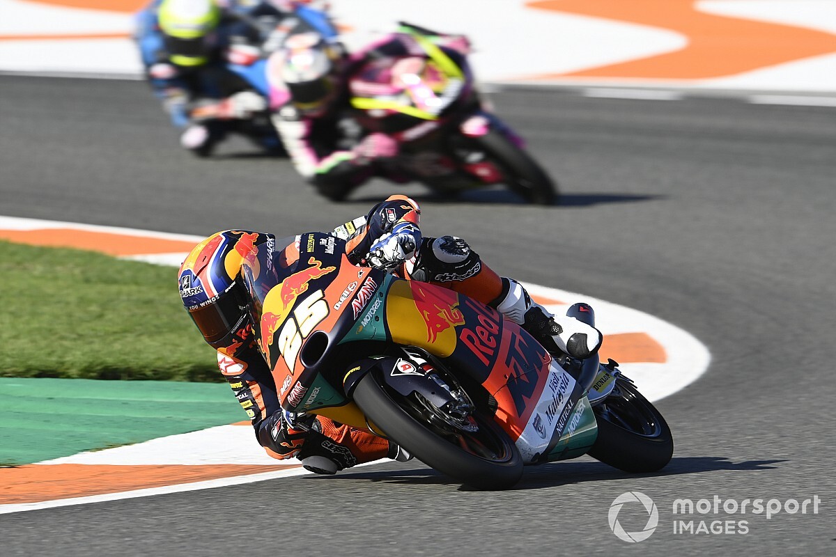 Moto3 Portekiz: Fernandez rahat kazandı, Deniz 10. oldu, Arenas şampiyon!