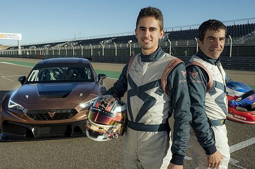 Cupra podała kierowc&oacute;w