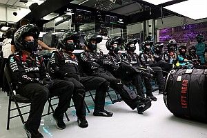 Mercedes Siapkan Livery Spesial untuk Anggota Tim