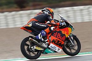 Hasil Moto3 Eropa: Fernandez Catatkan Kemenangan Perdana