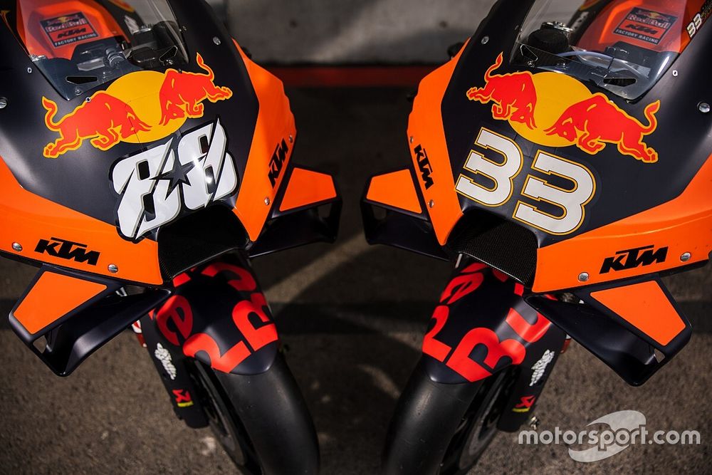 Motor van Miguel Oliveira, Red Bull KTM Factory Racing en Brad Binder, Red Bull KTM Factory Racing