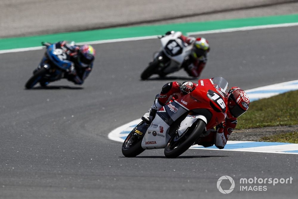 Hasil Kualifikasi CEV Moto3 Valencia: Mario Suryo Aji di Luar 10 Besar
