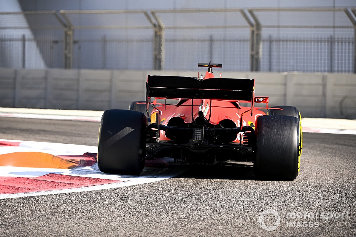 Binotto: "El top 3 debe ser el objetivo de Ferrari en 2021, pero no será fácil"