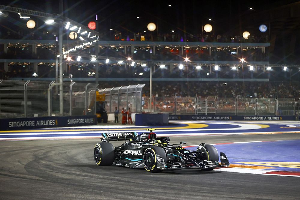 Lewis Hamilton, Mercedes F1 W14