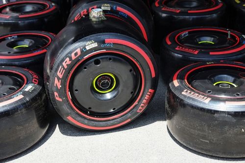 Pirelli excluye el C6 y apunta al desgaste t&eacute;rmico como clave de la carrera en Singapur