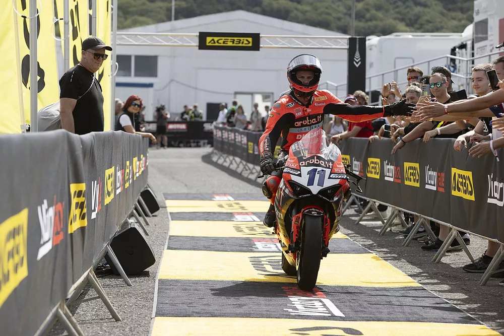 Nicolo Bulega takes pole position