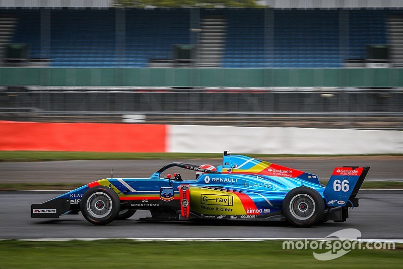 Patrick Schott fuori dai punti anche a Silverstone
