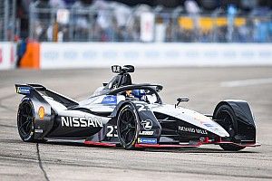 Fotostrecke: Die Schweizer Buemi und Mortara beim Berlin E-Prix in der Formel E