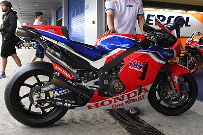 Honda: Marquez prova un telaio ricoperto di carbonio nei test di Jerez