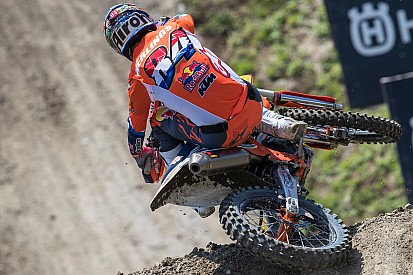 Herlings moet met pijn rijden: “Komende twee maanden overleven”