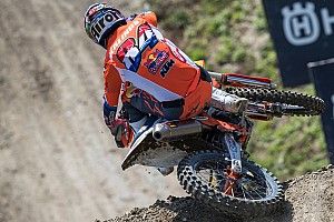 Herlings moet met pijn rijden: “Komende twee maanden overleven”