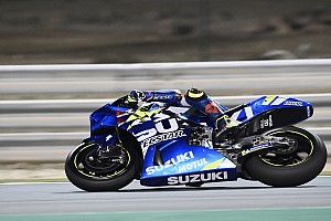 Rins logra el mejor tiempo en el segundo día en Qatar y Rossi en 19°