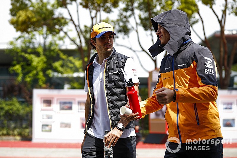 Egyik McLaren sem jutott be a Q3-ba: csalódás