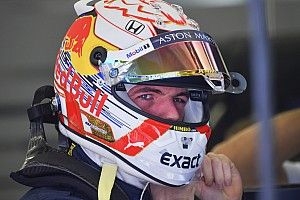 Verstappen has new helmet supplier despite RB15's Arai "basis"