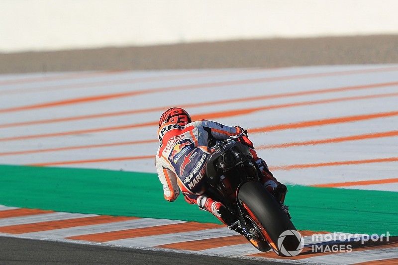 Márquez vuelve a montar en moto a una semana del primer test de 2019