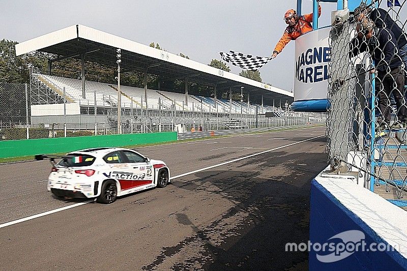 Luigi Ferrara, Alfa Romeo Giulietta TCR, 42 Racing SA